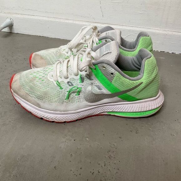 Nike Zoom WinFlo Running Shoes - Picture 1 of 7